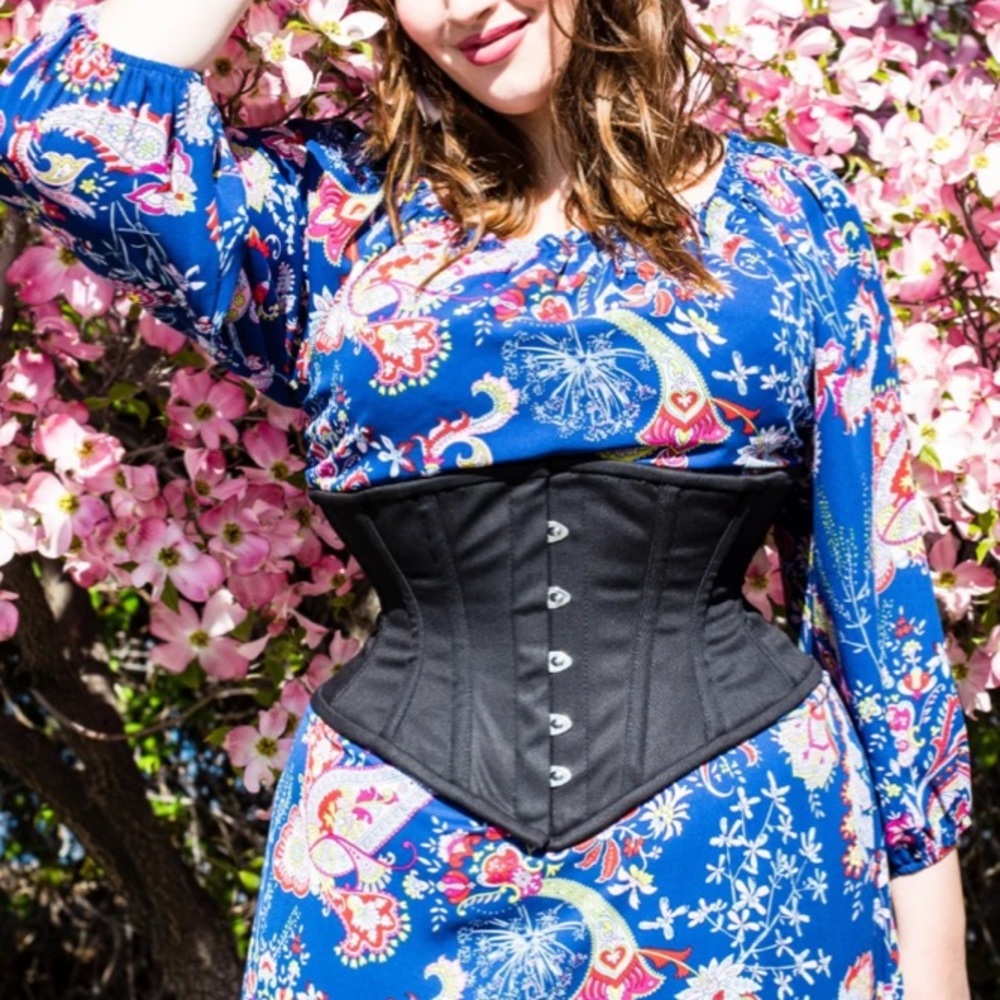 🚨SOLD🚨Cotton Hourglass Curve Waspie Underbust Corset : CS-201